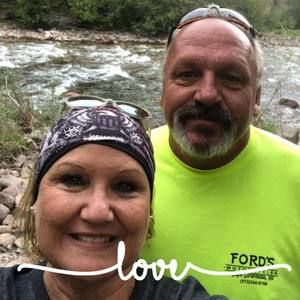 Meet your Posher, Lois